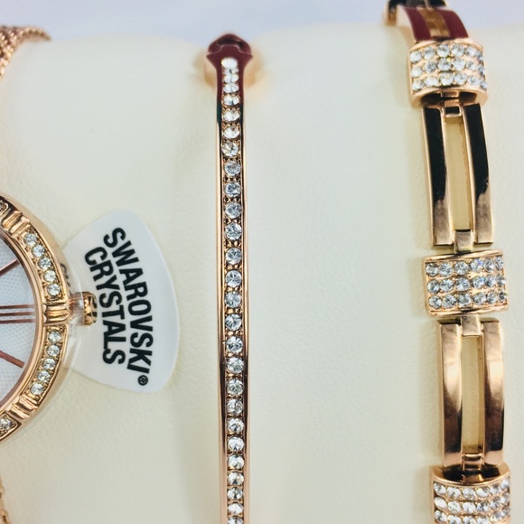 Anne Klein Women\'s Swarovski Crystal Fashion Watch